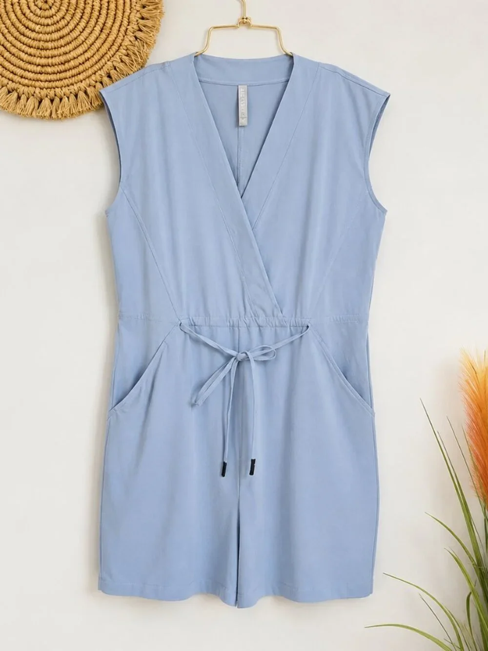 Athleta Marlow Blue Star Featherweight Stretch Drawstring Shorts Romper SZ XS